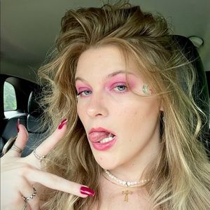 Meet your Posher, Katherine